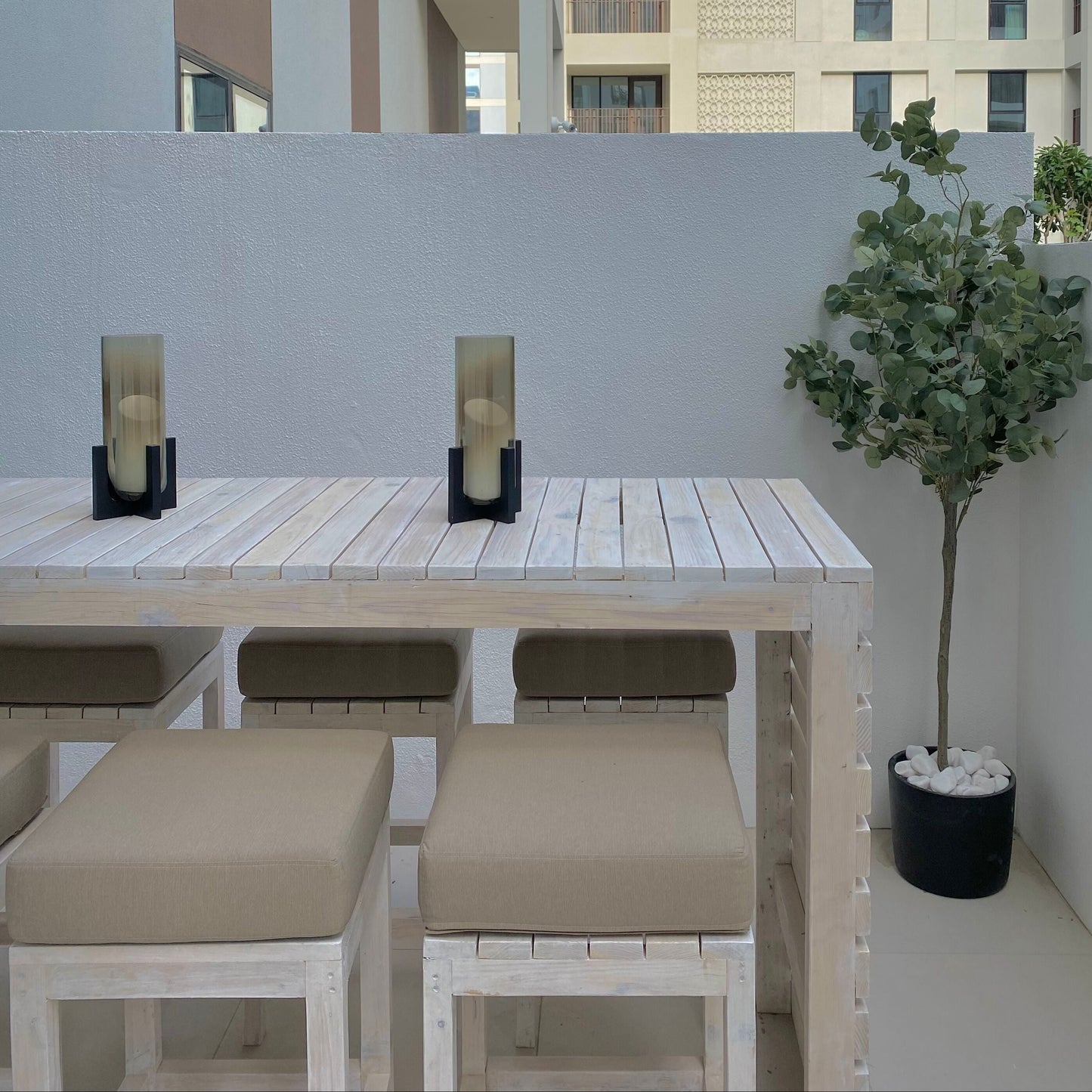 High Table & Stools X6